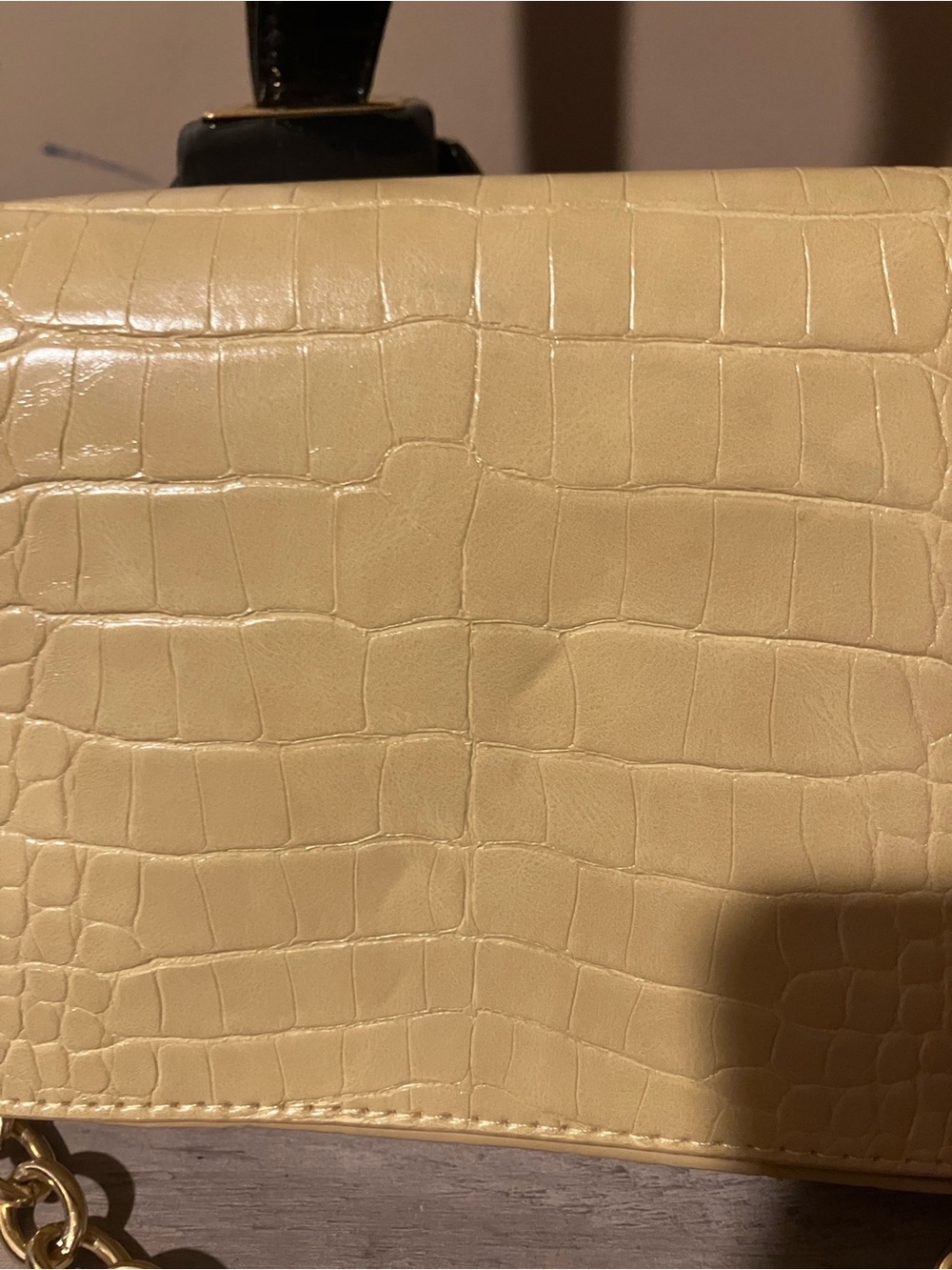 Light Mustard Yellow Croc Embossed Shoulder Bag Gold Chain NWOT Baguette Purse - Picture 3 of 6